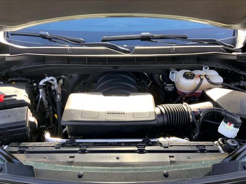 Used 2024 Chevrolet Tahoe RST w/ Sport Performance Package image 31