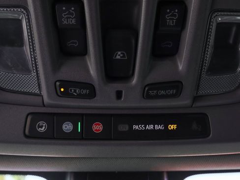 Used 2023 GMC Sierra 3500 Denali w/ Denali Black Diamond Edition image 34