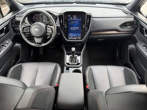 Certified 2025 Subaru Forester Touring AWD/4WD image 12