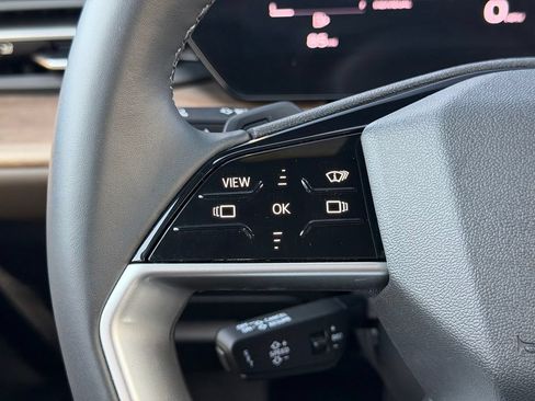 Used 2025 Audi Q5 Prestige AWD/4WD image 32