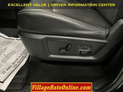 Used 2015 RAM 1500 Laramie w/ Convenience Group AWD/4WD image 15