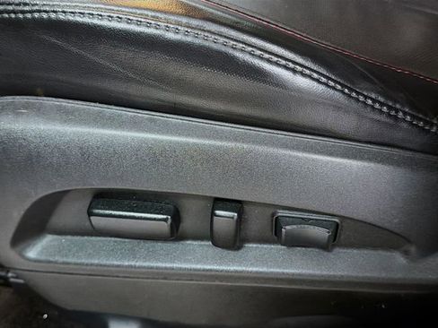 Used 2016 Chevrolet Equinox LTZ w/ Enhanced Convenience Package image 18