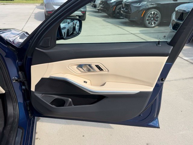Used 2024 BMW 330i Sedan w/ Premium Package RWD image 33