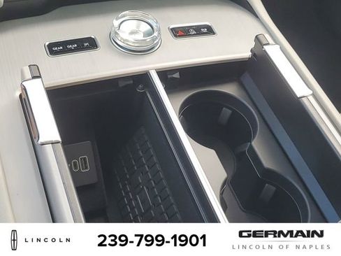 New 2025 Lincoln Navigator Reserve image 30