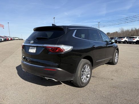 Used 2024 Buick Enclave Premium image 5