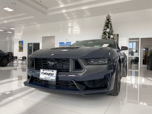 New 2026 Ford Mustang Dark Horse image 11