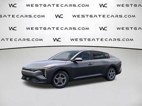 New 2025 Kia K4 LXS FWD image 17