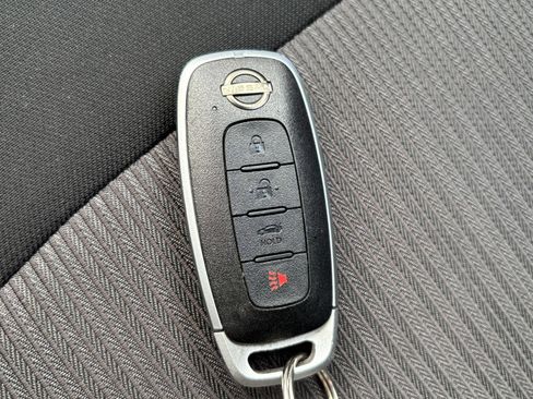 Used 2025 Nissan Sentra SV FWD image 21
