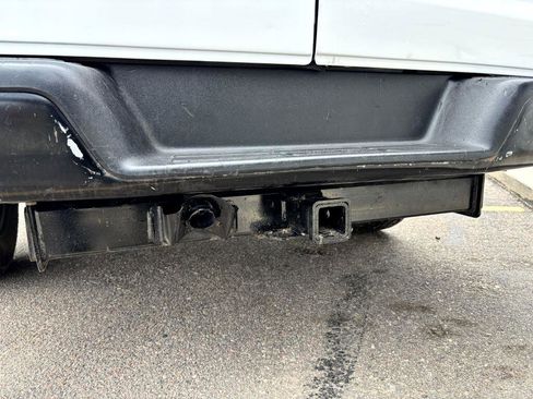 Used 2010 Chevrolet Express 2500 Extended image 7