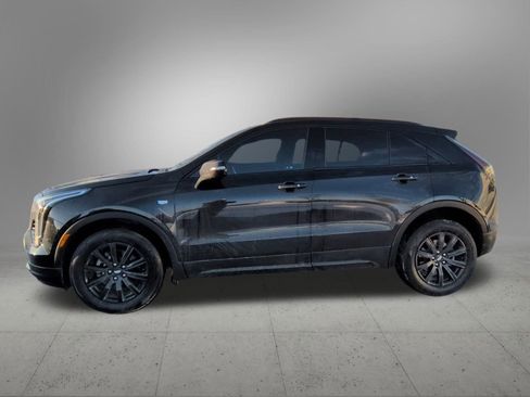 Certified 2023 Cadillac XT4 Sport w/ Technology Package image 3