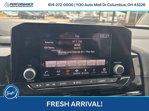 Used 2024 Nissan Pathfinder SV image 22