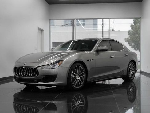 Used 2019 Maserati Ghibli S RWD image 1