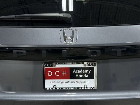 Used 2025 Honda Pilot EX-L image 27