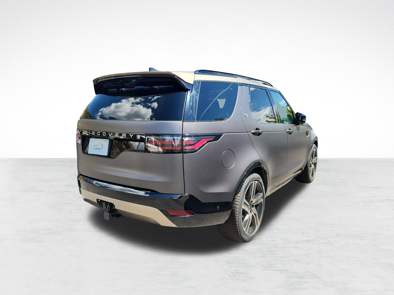 New 2026 Land Rover Discovery Limited Edition AWD/4WD image 8