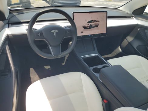 Used 2023 Tesla Model 3 Standard Range RWD image 17