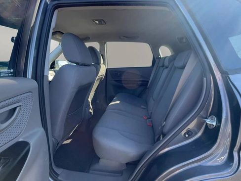 Used 2009 Hyundai Tucson GLS FWD image 13