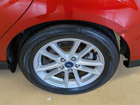 Used 2018 Ford Focus SE FWD image 26