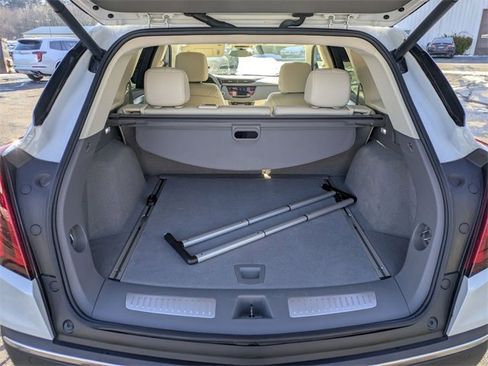 Used 2022 Cadillac XT5 Premium Luxury image 33