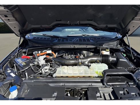 Used 2024 Ford F150 XLT w/ Mobile Office Package image 28