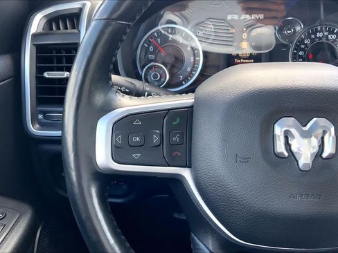 Used 2023 RAM 1500 Big Horn AWD/4WD image 45