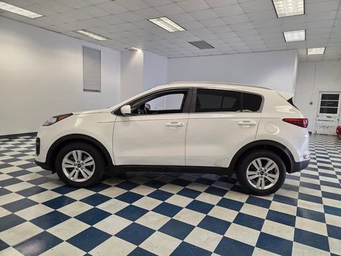 Used 2019 Kia Sportage LX w/ LX Popular Package FWD image 4