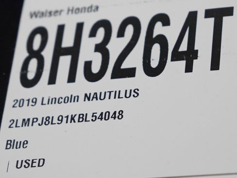 Used 2019 Lincoln Nautilus Reserve AWD/4WD image 29