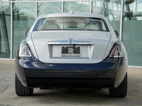 New 2025 Rolls-Royce Ghost image 15