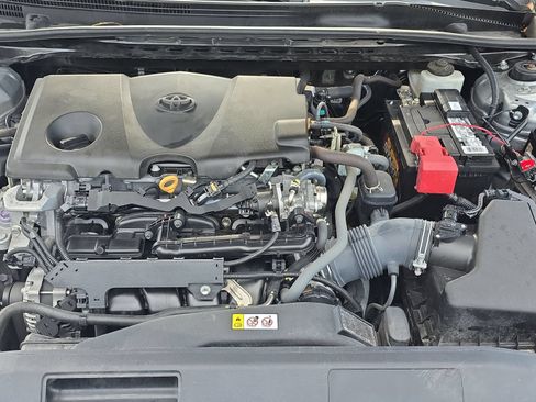Used 2021 Toyota Camry LE FWD image 30