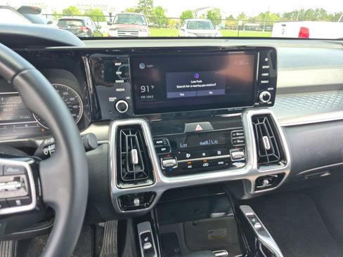 Used 2021 Kia Sorento SX FWD image 16