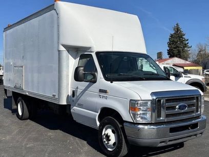 Used 2015 Ford E-450 and Econoline 450 Super Duty w/ Power Windows & Locks Group