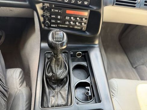 Used 1996 Chevrolet Corvette Coupe image 22