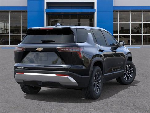 New 2026 Chevrolet Equinox LT image 5
