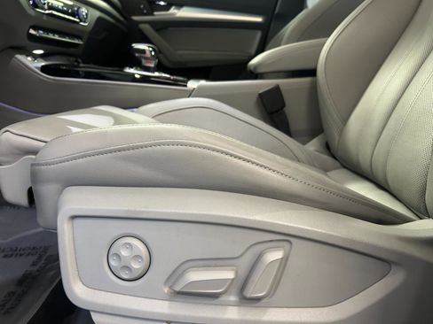 Certified 2024 Audi Q5 2.0T Premium Plus image 17