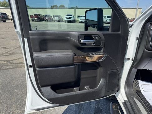 Used 2020 GMC Sierra 3500 SLE w/ SLE Convenience Package AWD/4WD image 11
