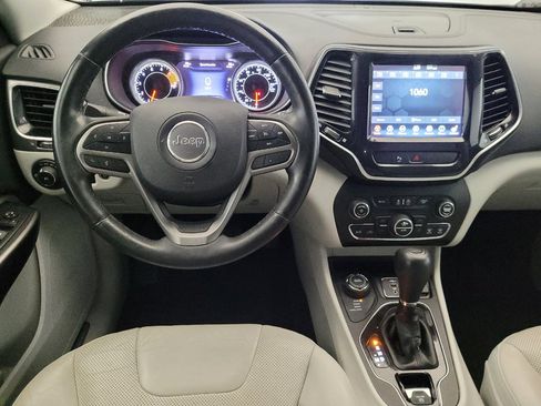 Used 2019 Jeep Cherokee Limited AWD/4WD image 22