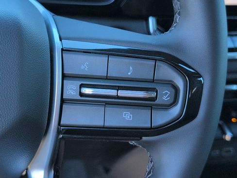 New 2026 Chevrolet Colorado LT image 25