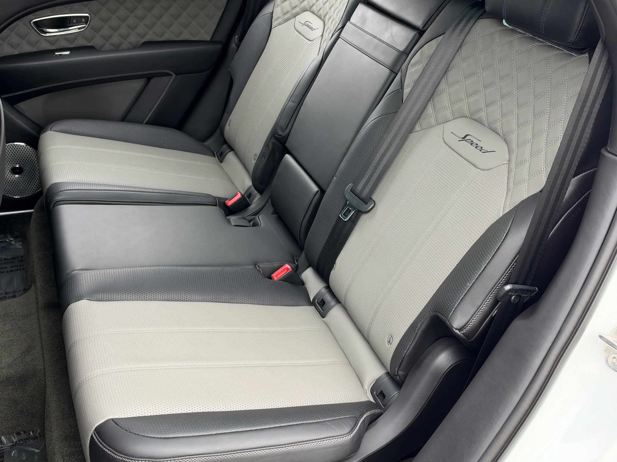 Used 2022 Bentley Bentayga Speed AWD/4WD image 19
