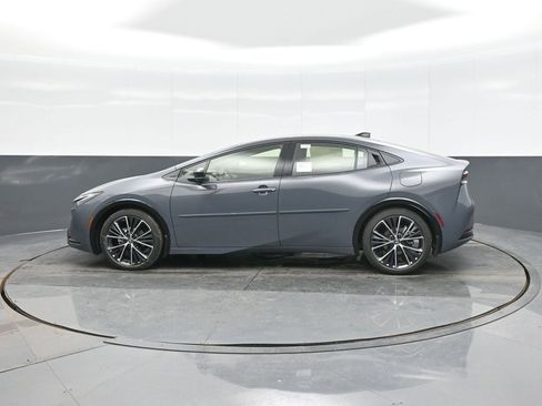 New 2026 Toyota Prius XLE image 4