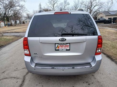 Used 2011 Kia Sedona LX image 6