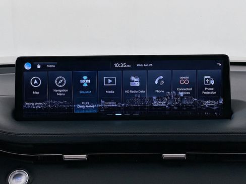 Used 2024 Genesis GV70 3.5T Sport w/ Sport Advanced Package image 11