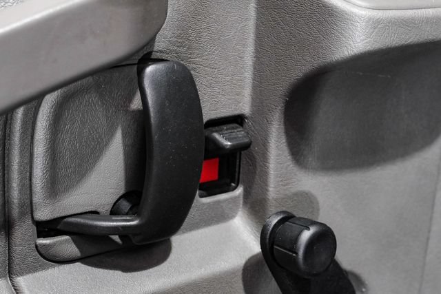 Used 2020 Chevrolet Express 2500 RWD image 34