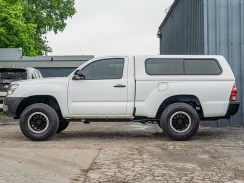Used 2013 Toyota Tacoma 2WD Regular Cab image 3