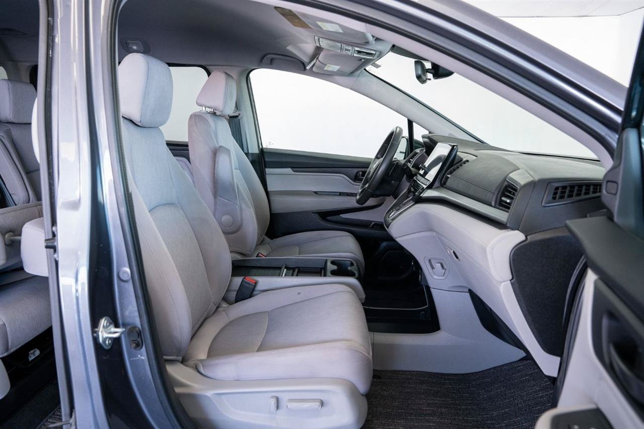 Used 2023 Honda Odyssey EX image 10