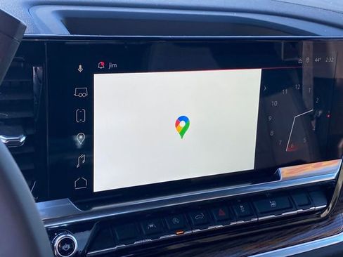 Used 2024 GMC Sierra 1500 Elevation image 10