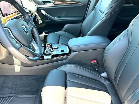 Used 2024 BMW X3 sDrive30i w/ Premium Package RWD image 13