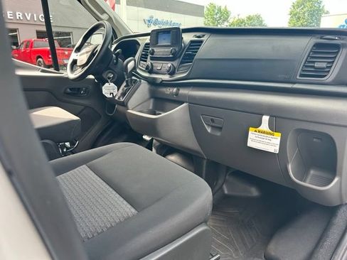 Used 2025 Ford Transit 250 Low Roof w/ Exterior Upgrade Package RWD image 10