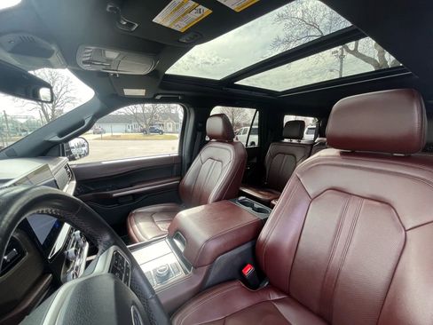 Used 2024 Ford Expedition Max Limited image 25