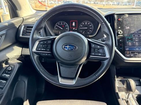 Used 2023 Subaru Ascent Premium w/ Convenience Package image 14