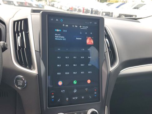 Used 2022 Ford Edge SEL image 23