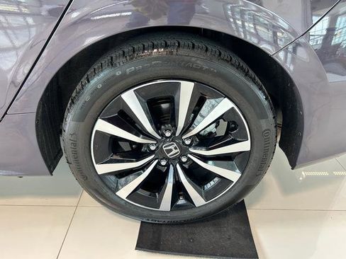 Used 2023 Honda Civic EX-L image 13